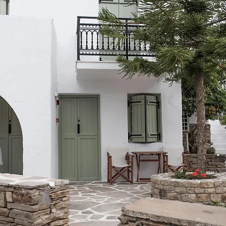 Nastasia Village Aparthotel 2*